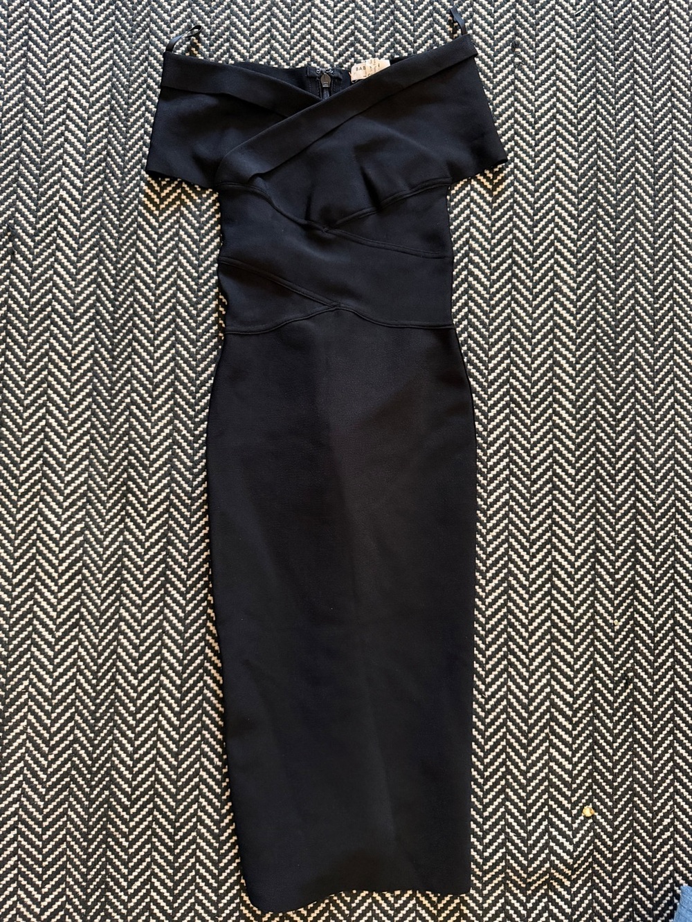 Babaton Off-Shoulder Black Midi Sheath Dress